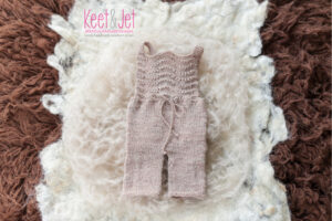 Knitted newborn overall Anne